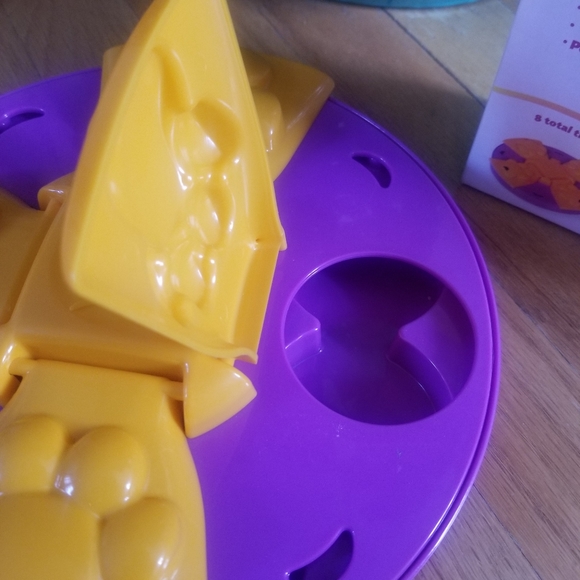 🐕🐾NIB Dog Games Paw Flapper Puzzle Toy by Kyjen - Picture 6 of 8